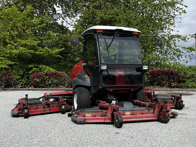 2012 Toro Groundsmaster 5910 4WD Enclosed Mower in Heavy Trucks in Delta/Surrey/Langley - Image 2