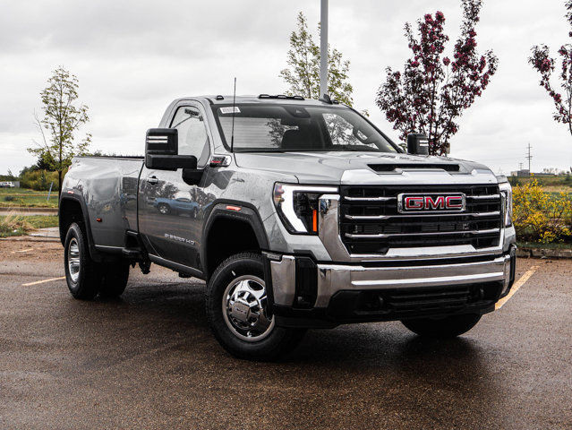 2025 GMC Sierra 3500HD SLE in Cars & Trucks in Strathcona County - Image 2