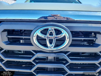 Engine: V6 Cylinder Engine 3.4L/210CI Safety Equipment ABS And Driveline Traction Control Side Impac... (image 8)