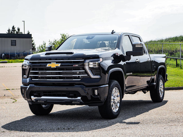 2025 Chevrolet Silverado 3500HD LT in Cars & Trucks in Strathcona County - Image 4
