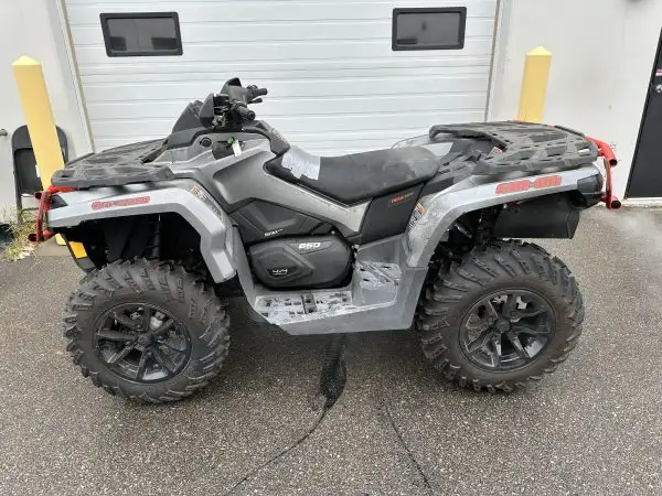 2018 Can am Outlander in ATVs in Strathcona County - Image 4