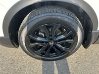 A bold and refined all-wheel-drive SUV with exclusive styling and premium features. The Black Editio... (image 9)