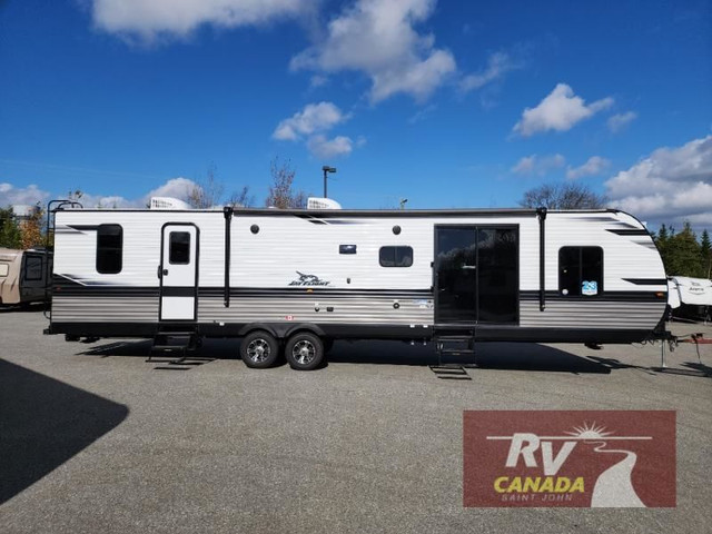 2023 Jayco Jay Flight 38BHDS in Travel Trailers & Campers in Saint John - Image 3
