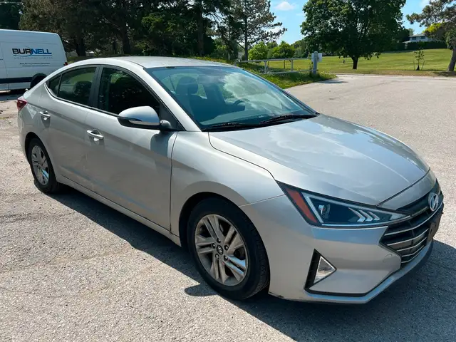 2020 Hyundai Elantra Preferred in Cars & Trucks in Markham / York Region - Image 8