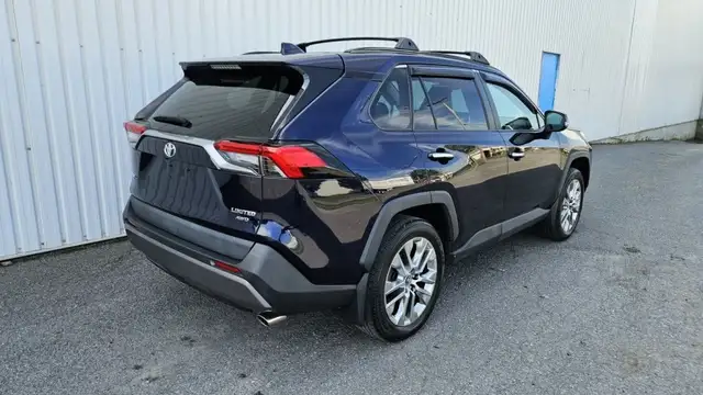 2021 Toyota RAV4 Limitée in Cars & Trucks in Longueuil / South Shore - Image 7