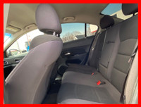 2014 CHEVROLET CRUZE LT CARFAX VERIFIED, CLEAN TITLE 161,000KM AUTOMATIC TRANSMISSION WHITE EXTERIOR... (image 8)