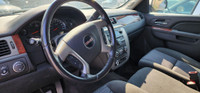 PICTURES WILL BE LOADED SOON.. 2011 GMC YUKON LOADED, 9 PASSENGER, SECOND OWNER VEHICLE, RUNS QND DR... (image 5)