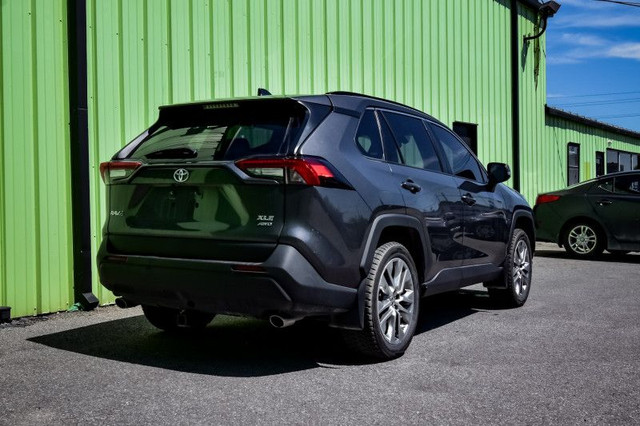 2022 Toyota RAV4 XLE • SUNROOF • HEATED SEATS • POWER LIFTGATE in Cars & Trucks in Cornwall - Image 3