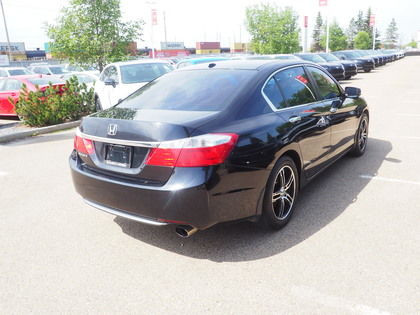 2013 Honda Accord Sedan 4dr I4 Auto EX-L in Cars & Trucks in Edmonton - Image 2