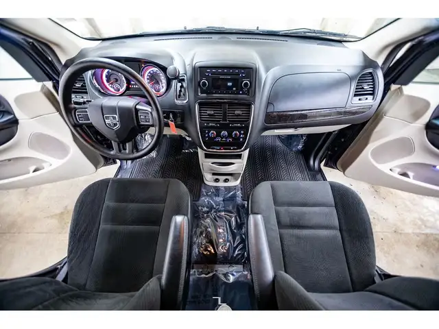 2015 Dodge Grand Caravan SE in Cars & Trucks in Calgary - Image 20