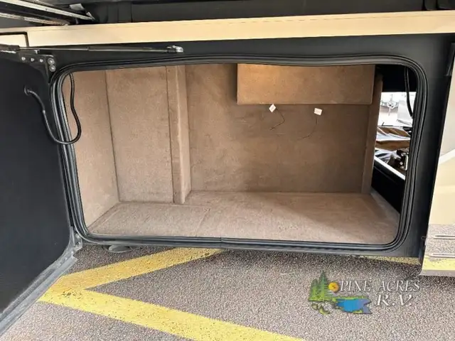 2023 Entegra Coach Cornerstone 45B 605 h.p. 26K Miles in RVs & Motorhomes in Moncton - Image 92