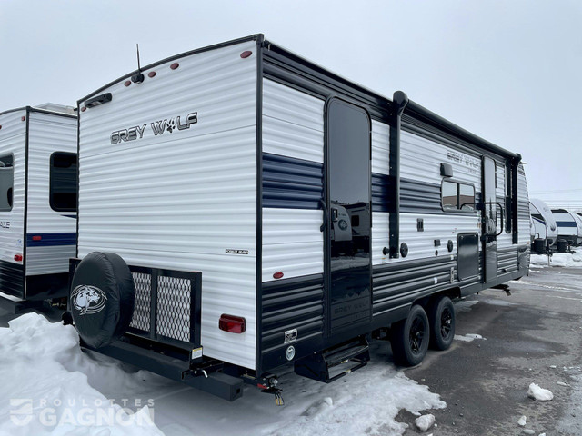 2024 Grey Wolf 23 DBH Roulotte de voyage in Travel Trailers & Campers in Lanaudière - Image 4