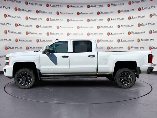 2015 Chevrolet Silverado 2500 4WD Crew Cab 153 LT in Cars & Trucks in Edmonton - Image 2