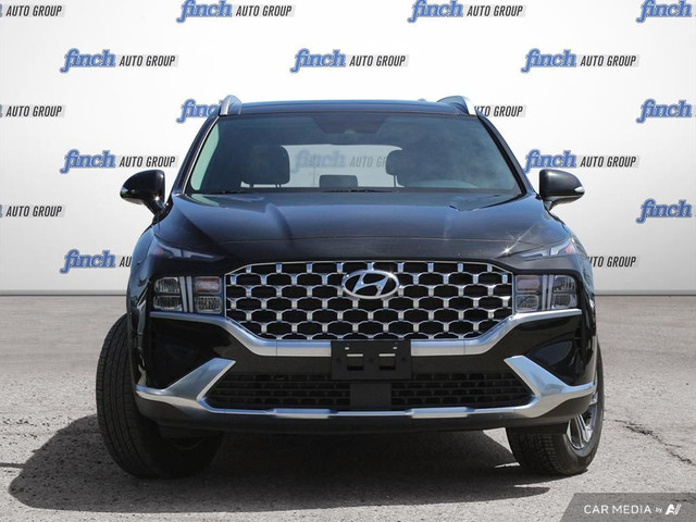 2023 Hyundai Santa Fe Preferred w/Trend Package Heated seats... in Cars & Trucks in London - Image 3