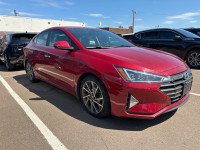 Heated Seats, Heated Steering Wheel, Android Auto, Apple CarPlay, Rear View Camera! This 2019 Hyunda... (image 1)