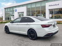 This Volkswagen Jetta GLI delivers a Intercooled Turbo Premium Unleaded I-4 2.0 L/121 engine powerin... (image 2)