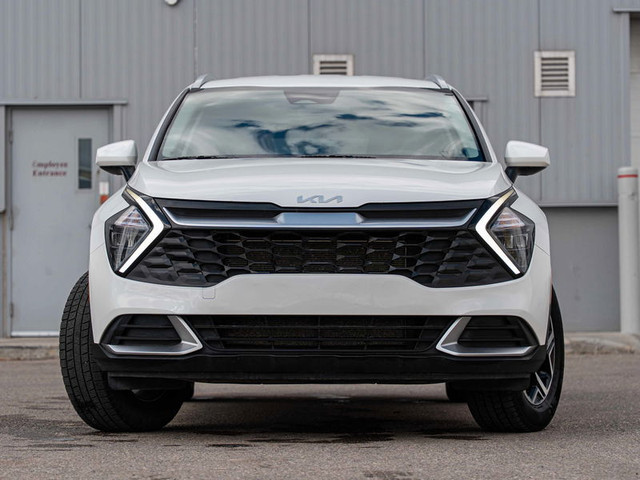 2023 Kia Sportage LX in Cars & Trucks in Calgary - Image 2