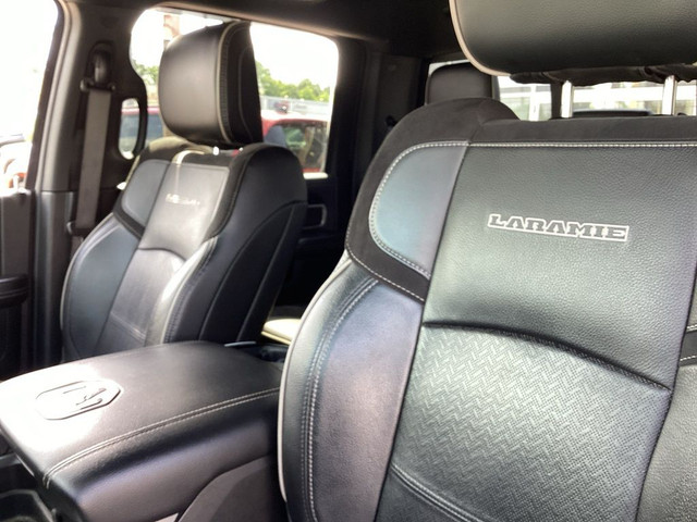 2022 Ram 3500 LARAMIE CREW 4X4 DIESEL|12\" NAV|LEATHER| in Cars & Trucks in Oakville / Halton Region - Image 4