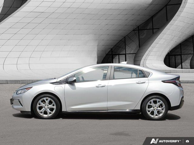 2018 Chevrolet Volt Premier in Cars & Trucks in London - Image 2