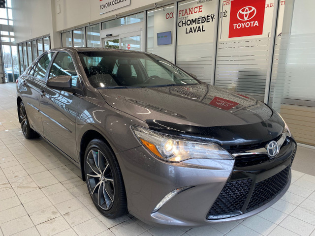 2017 Toyota Camry XSE Toit Ouvrant Cuir GPS Bluetooth Camera Sie in Cars & Trucks in Laval / North Shore