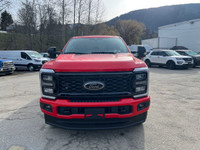LARIAT 4WD Crew Cab 6.75' Box (image 7)