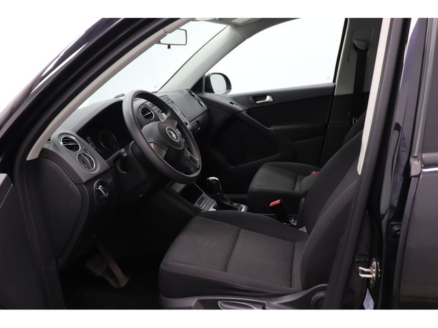 2017 Volkswagen Tiguan TRENDLINE, CAMERA, BLUETOOTH, MAGS in Cars & Trucks in Longueuil / South Shore - Image 2