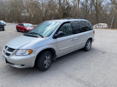 2004 Dodge Caravan  with   SAFETY  Low KMS 101750 