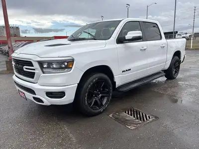 Clean Car Fax**Ram 1500**Sport**Crew Cab**4x4**5.7L**V8**Hemi**Leather Trimmed Bucket Seats with Spo...