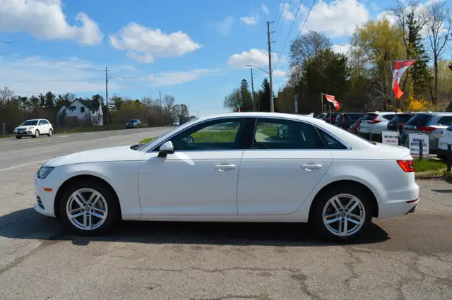 2017 Audi A4 4dr Sdn Auto Komfort quattro in Cars & Trucks in Markham / York Region - Image 3