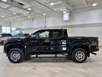 In need of an efficient, rugged ride that can keep pace with your adventure-laden lifestyle? Explore... (image 4)