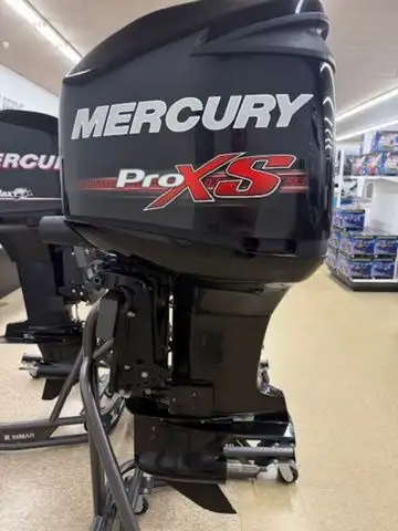 225hp Mercury Optimax Pro xs. Long shaft(20 inch) 2015 Mercury Marine Pro XS 225 hpSpeed and Throttl...
