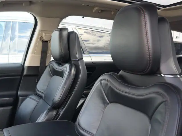 2022 Lincoln Aviator Reserve CLEAN CARFAX, ONE OWNER FACTORY in Cars & Trucks in Winnipeg - Image 15