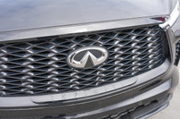 ==== 2025 Infiniti QX60 Black Edition AWD -- One Owner | No Accidents | Ex-Rep Demo | Winter & Summe... (image 9)