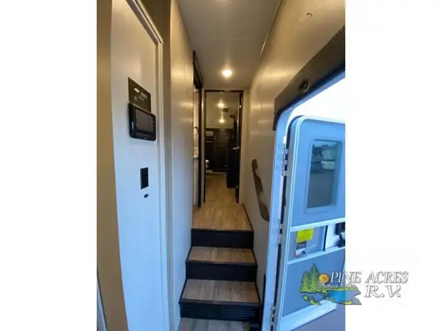 2021 Jayco Eagle 321RSTS in Travel Trailers & Campers in Truro - Image 33