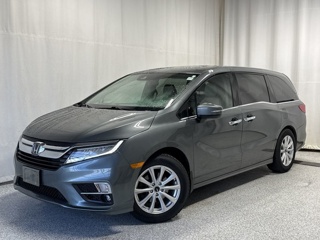 2019 Honda Odyssey Touring - Remote Start, Third Row Seat, NAV,  in Cars & Trucks in Strathcona County - Image 3
