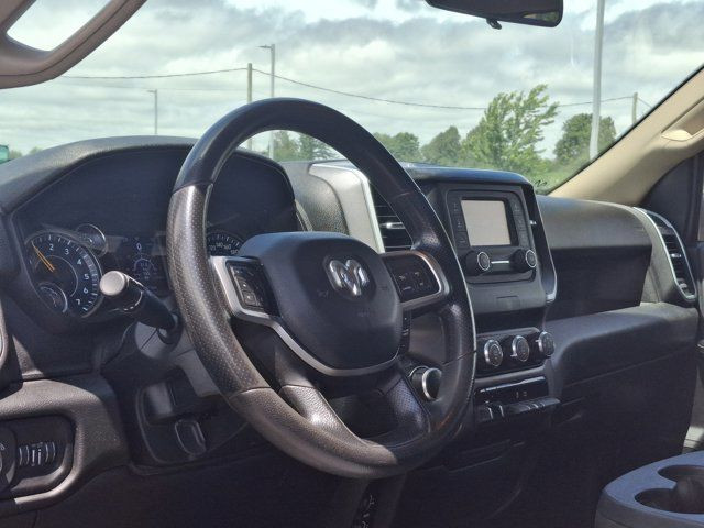 2020 Ram 3500 Big Horn Crew Cab 4WD | 6.4L Hemi | Class V Hitch in Cars & Trucks in Guelph - Image 2