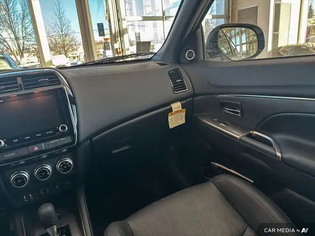 2024 Mitsubishi RVR GT | PANORMIC SUNROOF | BLIND SPOT in Cars & Trucks in Prince George - Image 14