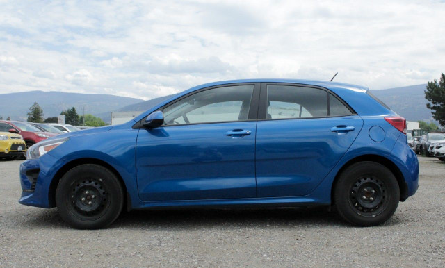 2023 Kia Rio 5-door in Cars & Trucks in Penticton - Image 2