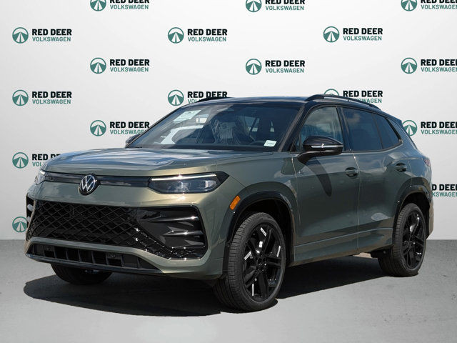2025 Volkswagen Tiguan Comfortline R-Line Black Edition in Cars & Trucks in Red Deer