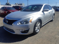 Nissan Altima Berline 4 portes, 4 cyl. en ligne, CVT 2,5 2013 à 