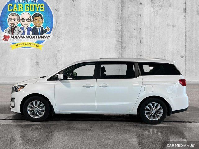 2020 Kia Sedona LX | Cruise Control | Heated Seats in Cars & Trucks in Prince Albert - Image 2
