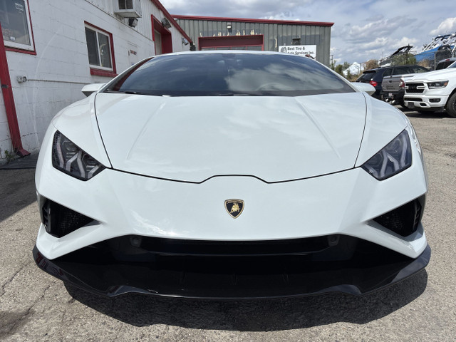 2020 Lamborghini Huracan EVO COUPE | RWD | 5.2L V10 | CARBON FIB in Cars & Trucks in Calgary - Image 3