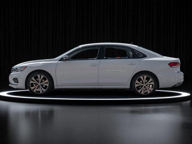 2022 Volkswagen Passat 2.0T Limited Edition in Cars & Trucks in Calgary - Image 2