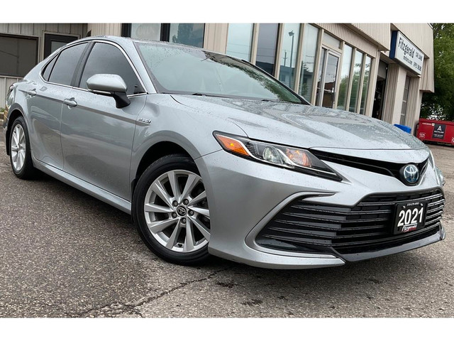 2021 Toyota Camry Hybrid LE -ALLOYS! BACK-UP CAM! SAFETY SENSE! in Cars & Trucks in Kitchener / Waterloo