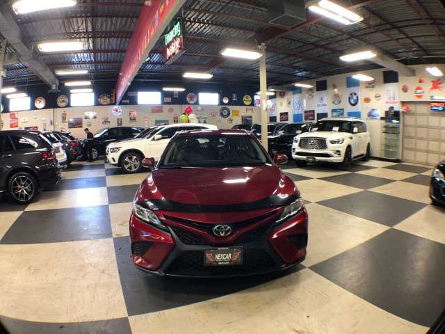 2018 Toyota Camry SE AUTO LEATHER A/CARPLAY B/SPOT P/START CAMER in Cars & Trucks in City of Toronto - Image 2