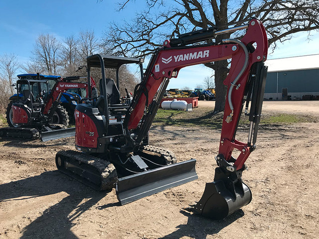 2023 YANMAR VIO35-6A MINI EXCAVATOR in Heavy Equipment in London - Image 3