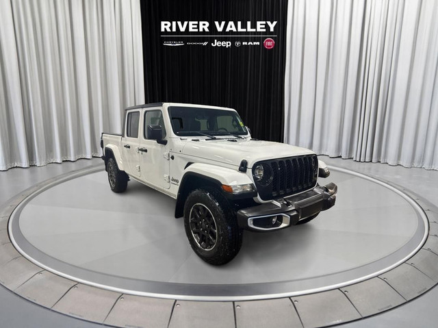 2023 Jeep Gladiator in Cars & Trucks in Strathcona County