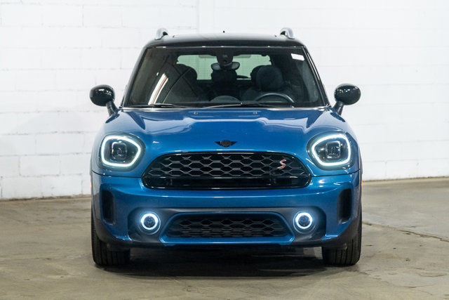 2023 MINI Countryman Cooper S ALL4 | Polyvalente et puissante in Cars & Trucks in City of Montréal - Image 2