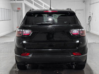 Recent Arrival! 9-Speed 948TE Automatic 4WD 2.4L I4 Air Conditioning, All-Season Floor Mats, AM/FM r... (image 4)
