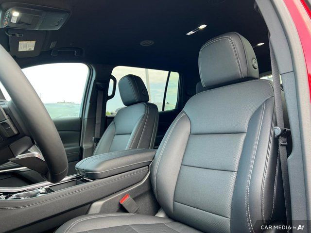 2025 Chevrolet Traverse LT AWD | Heated Seats & Steering in Cars & Trucks in Strathcona County - Image 3